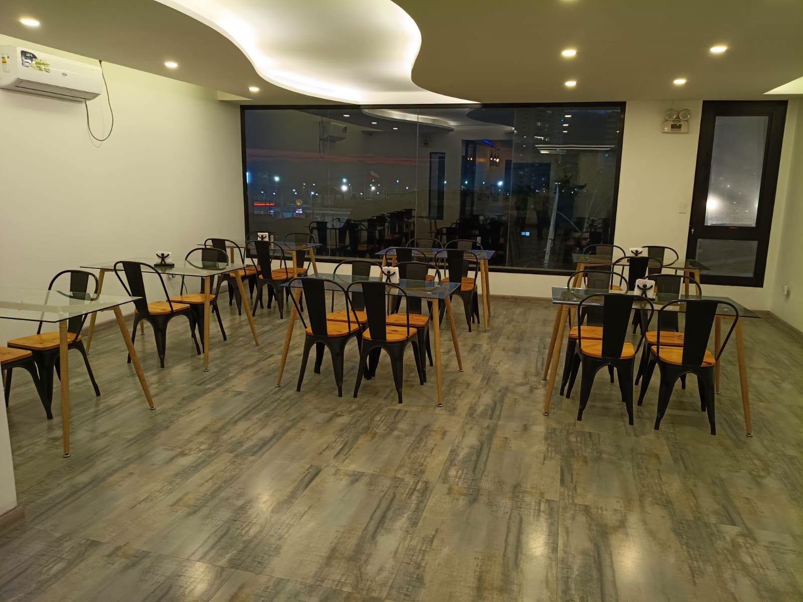 Local comercial en arriendo en Iquique — foto 3