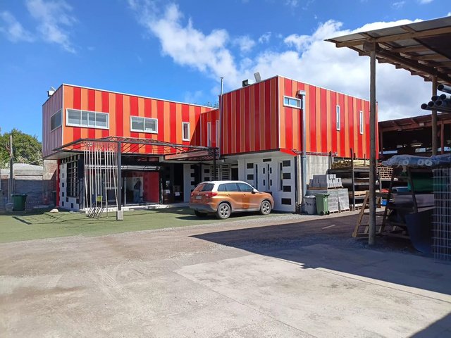 Local comercial en venta en El Monte — foto 1