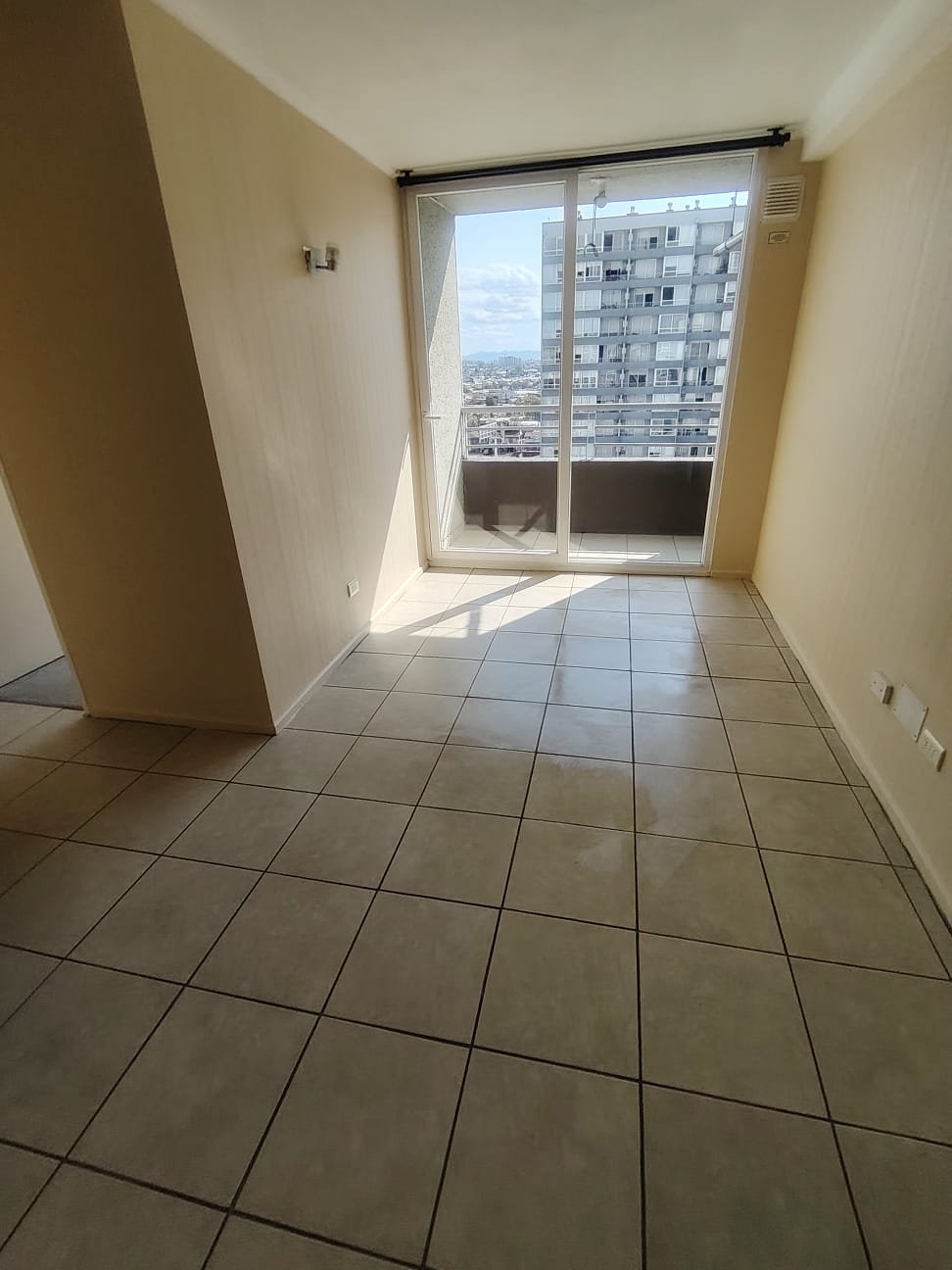 Departamento en arriendo en La Granja — foto 1