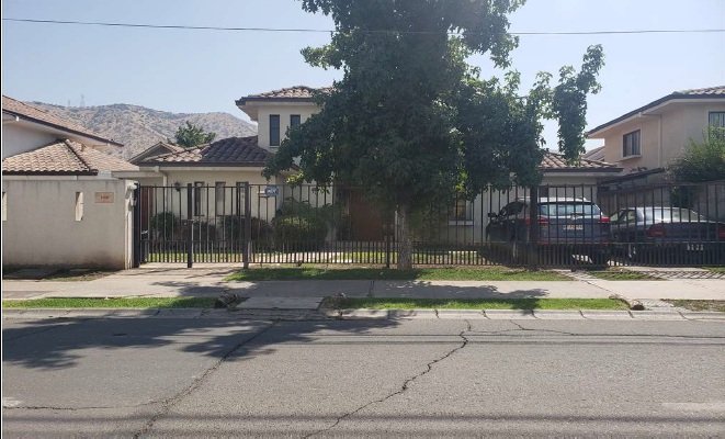 Casa en venta en Huechuraba — foto 1