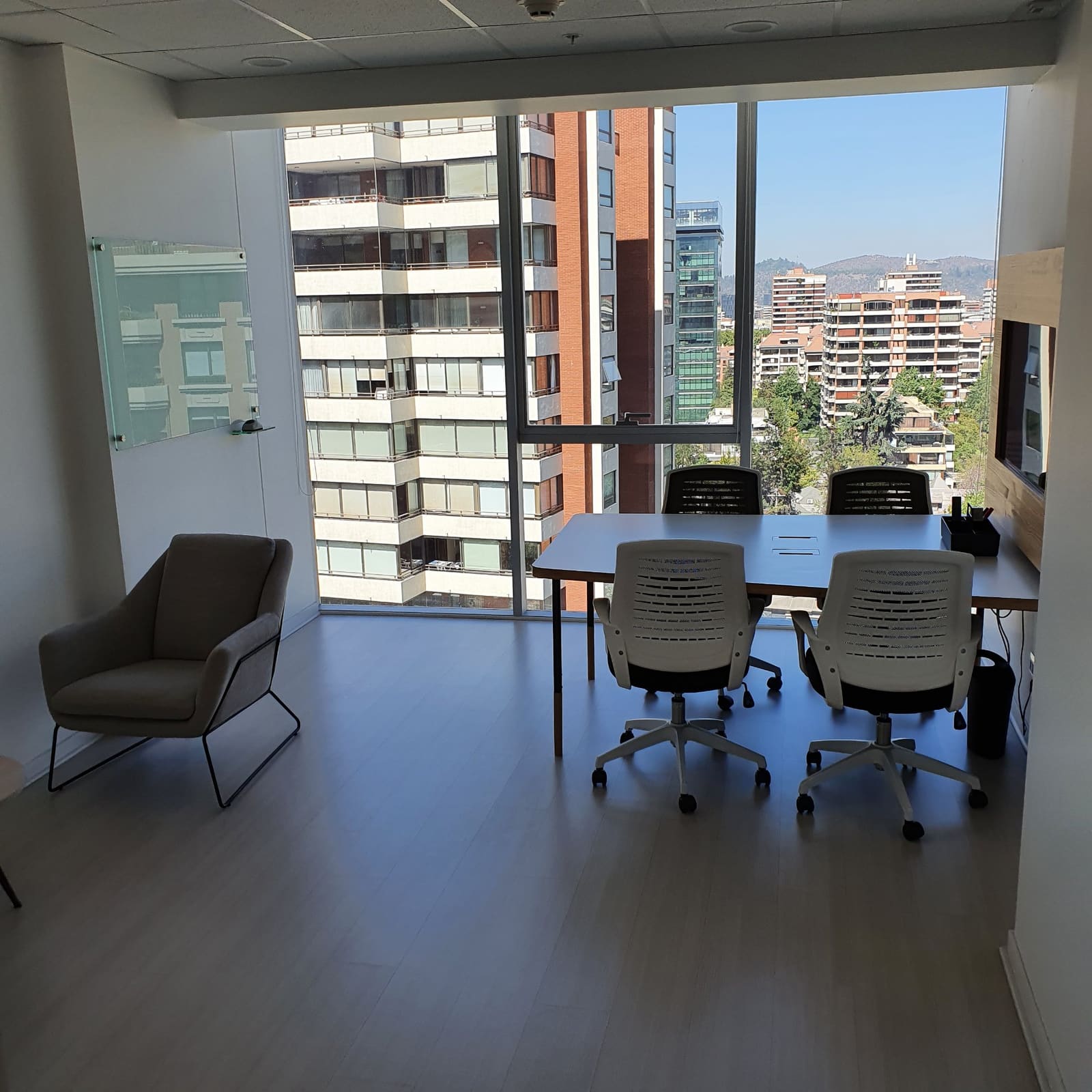 Oficina en arriendo en Vitacura — foto 2