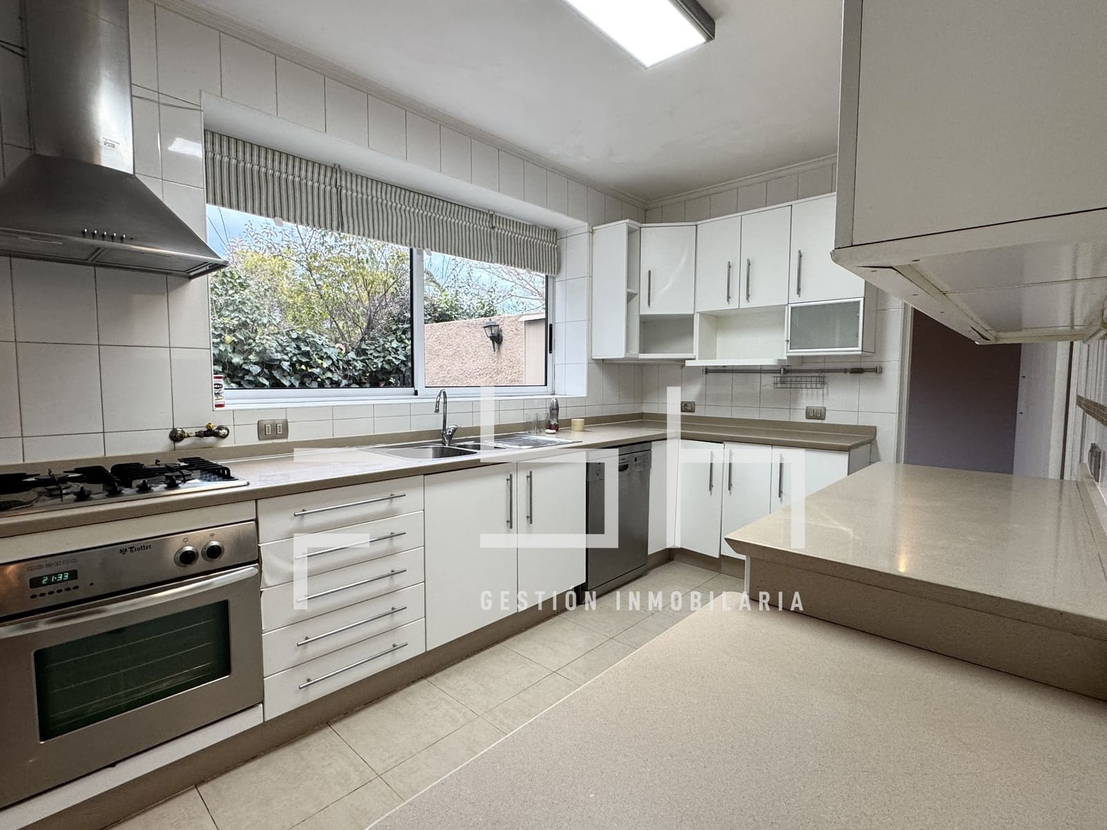 Casa en arriendo en Las Condes — foto 3