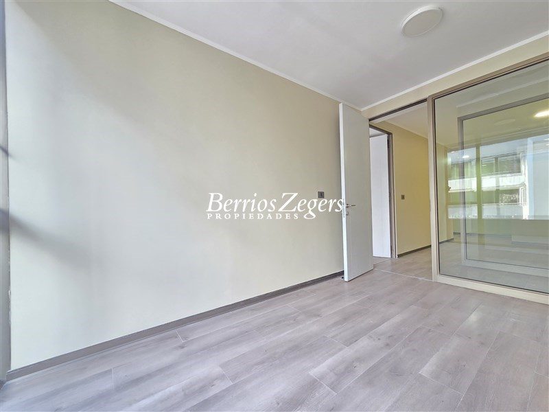 Oficina en arriendo en Providencia — foto 8