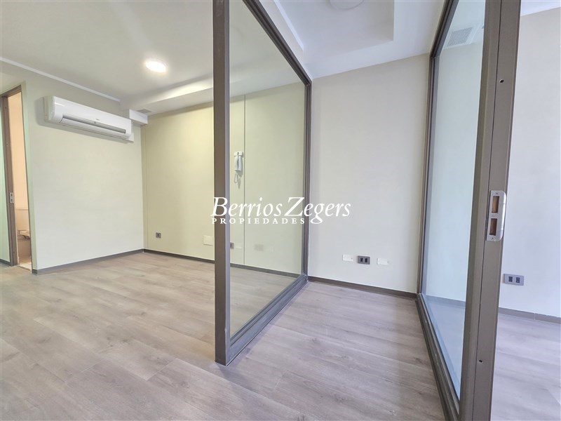 Oficina en arriendo en Providencia — foto 10