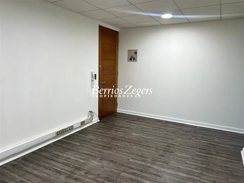 Oficina en arriendo en Las Condes — foto 1