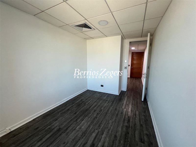 Oficina en arriendo en Las Condes — foto 3