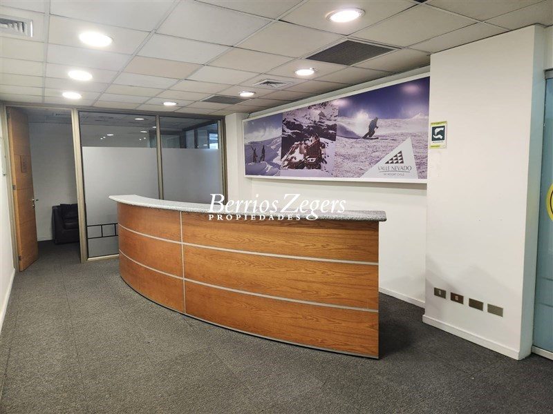 Oficina en arriendo en Vitacura — foto 3