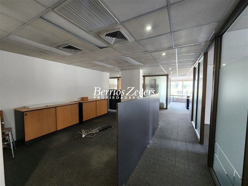 Oficina en arriendo en Vitacura — foto 9