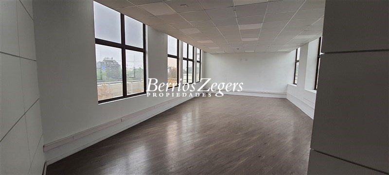 Oficina en arriendo en Providencia — foto 3