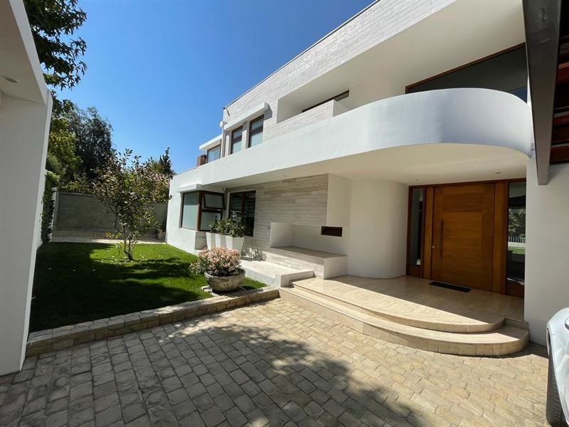 Casa en venta en Lo Barnechea — foto 2
