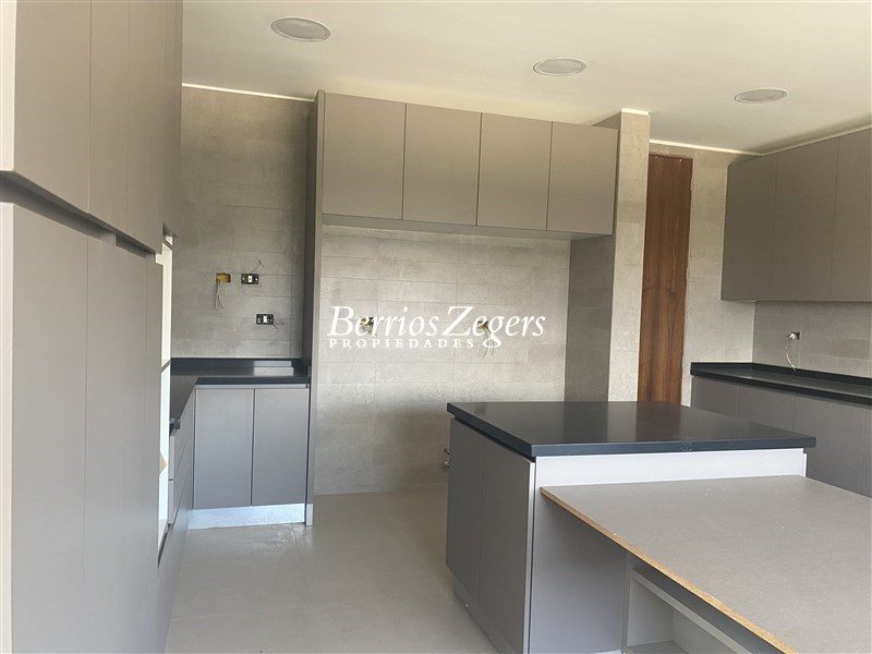 Casa en venta en Lo Barnechea — foto 9
