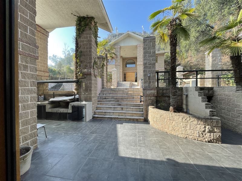 Casa en venta en Lo Barnechea — foto 1