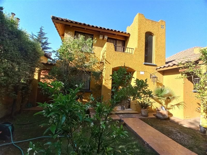 Casa en venta en Peñalolén — foto 1