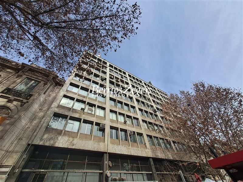 Oficina en arriendo en Santiago — foto 1