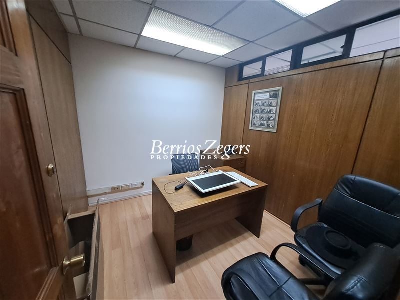 Oficina en arriendo en Santiago — foto 10