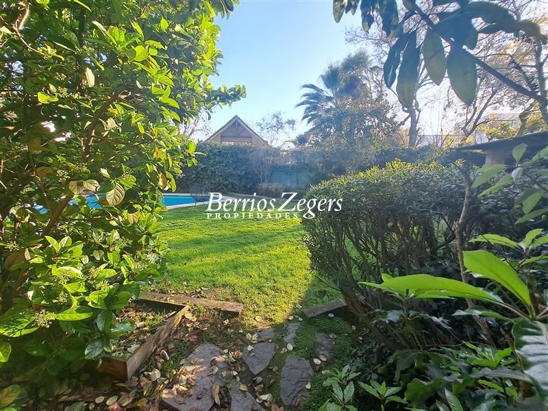Casa en venta en Las Condes — foto 1