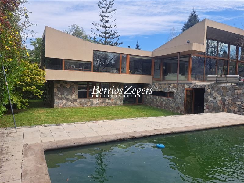 Casa en venta en Las Condes — foto 1