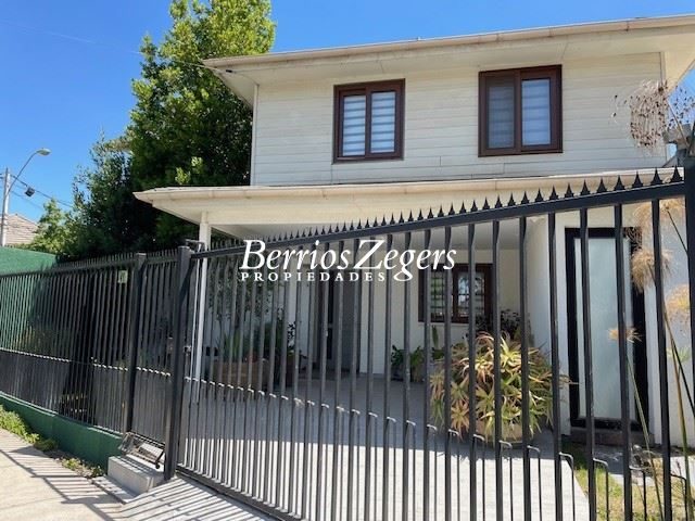 Casa en venta en Peñaflor — foto 1