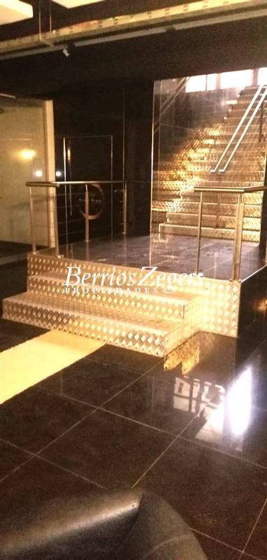 Local comercial en venta en Santiago — foto 2