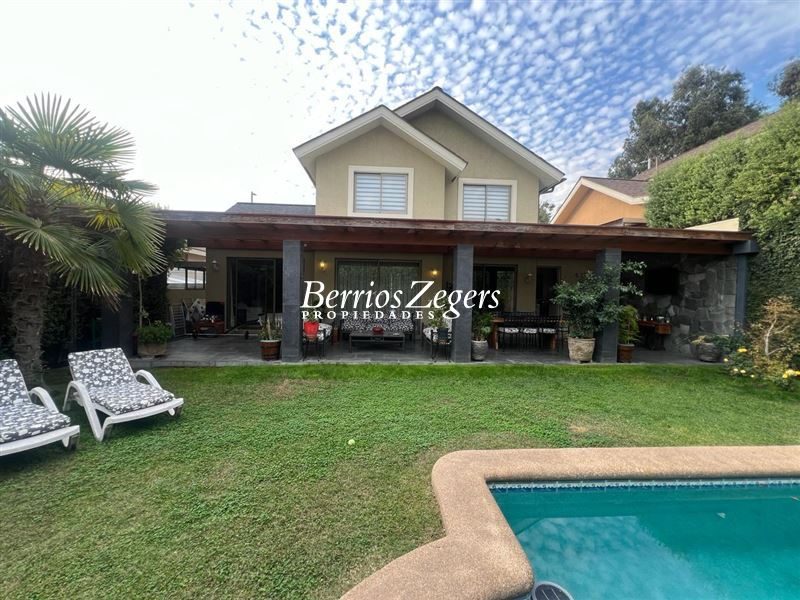 Casa en venta en La Reina — foto 1