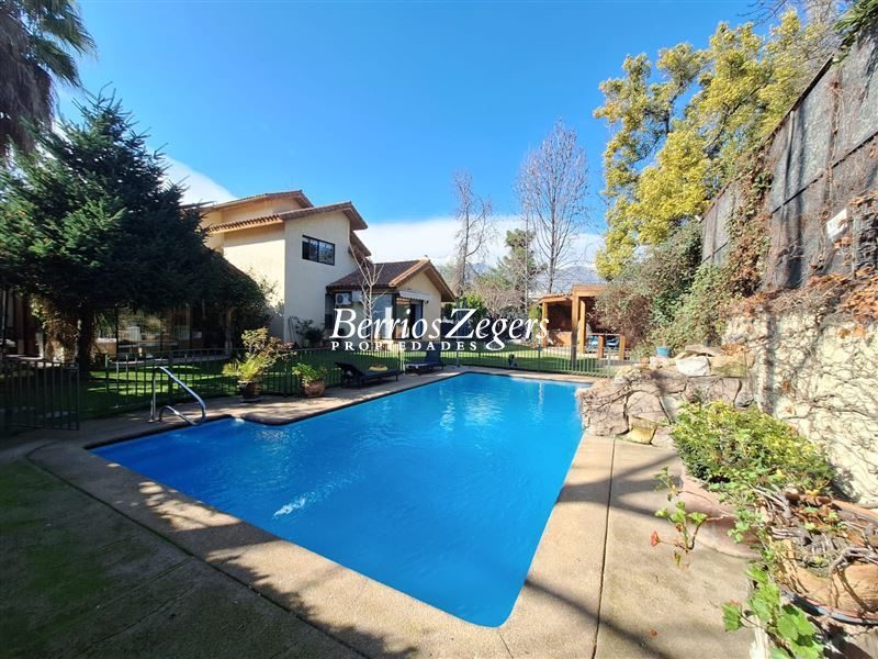 Casa en venta en Las Condes — foto 1