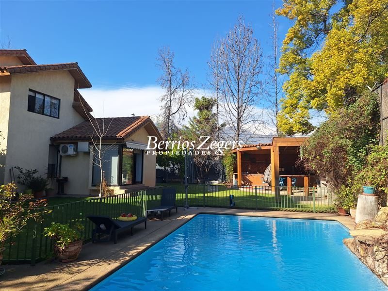 Casa en venta en Las Condes — foto 2