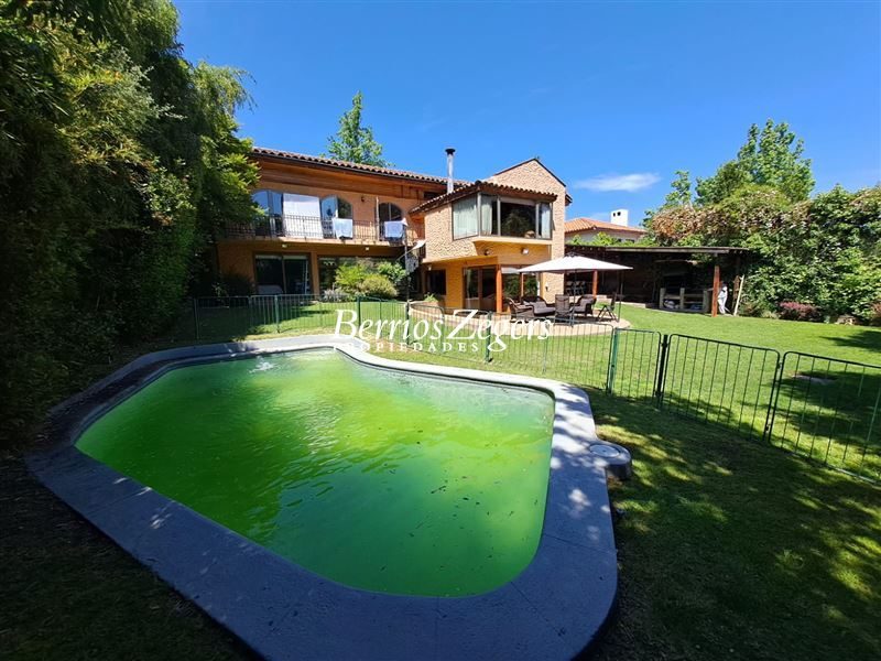 Casa en venta en Las Condes — foto 1