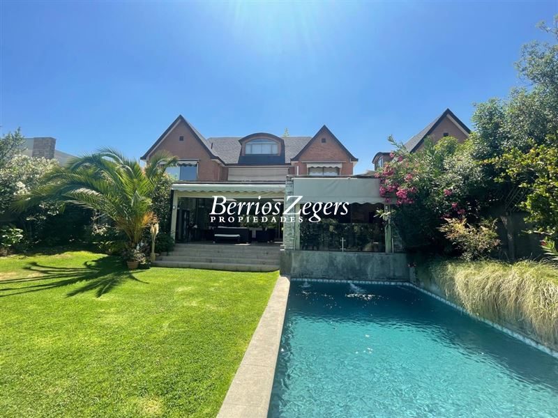 Casa en venta en Las Condes — foto 1