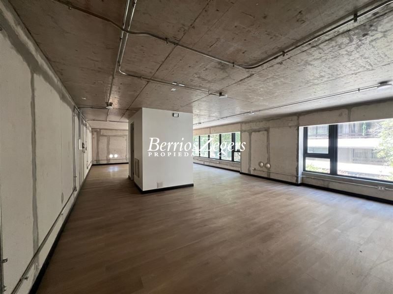 Oficina en arriendo en Las Condes — foto 1