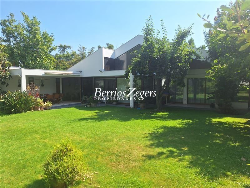 Casa en venta en Las Condes — foto 1