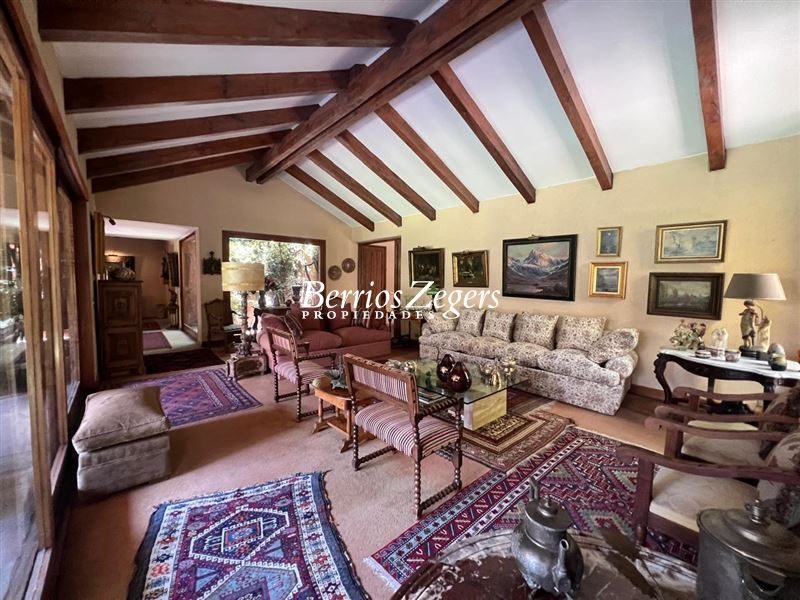Casa en venta en Lo Barnechea — foto 1