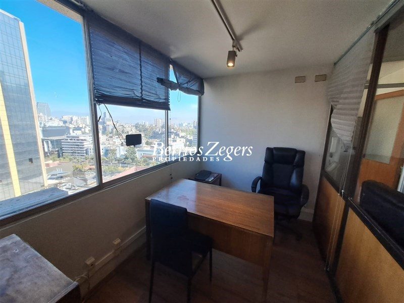Oficina en arriendo en Santiago — foto 2