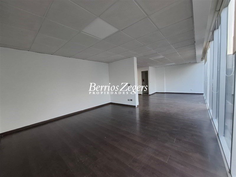 Oficina en arriendo en Providencia — foto 9
