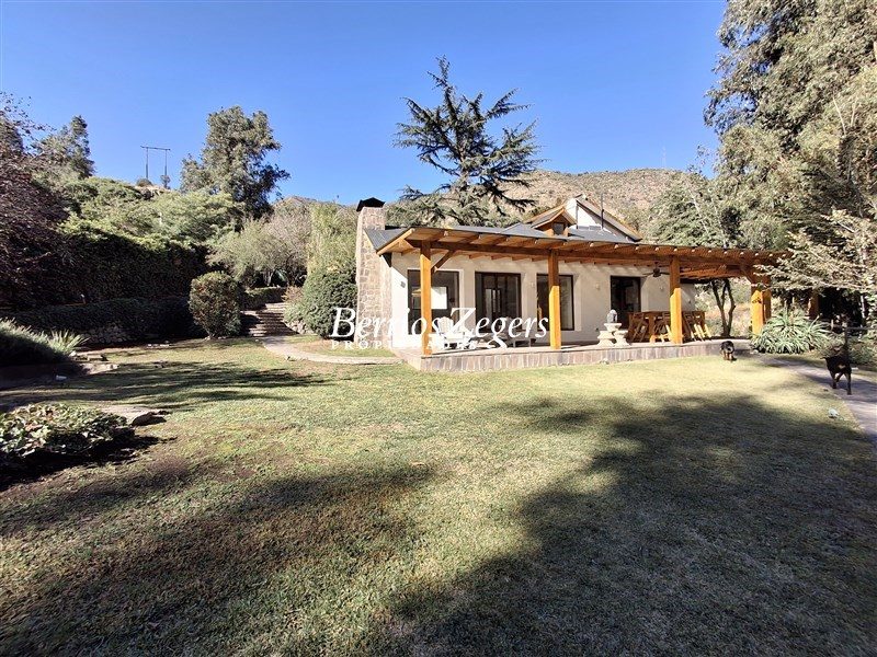 Casa en venta en Lo Barnechea — foto 1