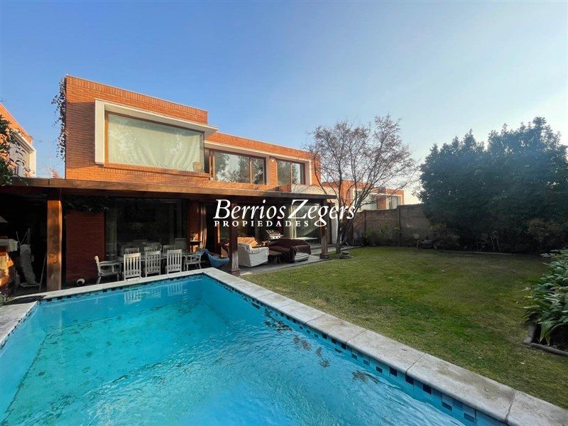 Casa en venta en Las Condes — foto 1