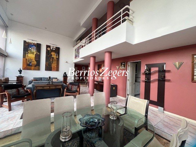Casa en venta en Las Condes — foto 1
