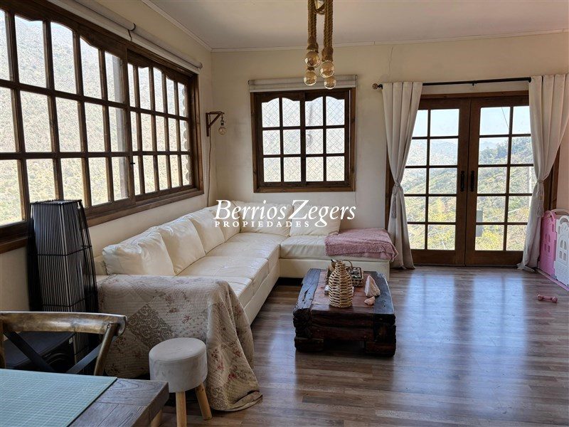 Casa en venta en Lo Barnechea — foto 1