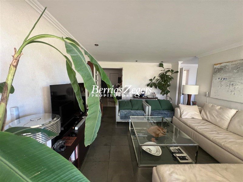 Departamento en venta en Lo Barnechea — foto 1