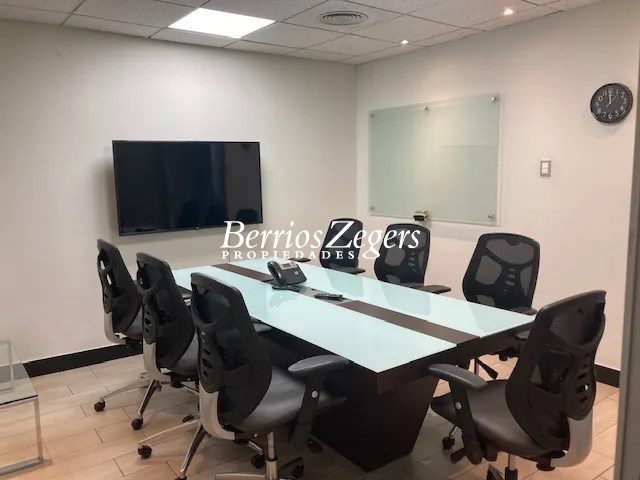 Oficina en arriendo en Las Condes — foto 1