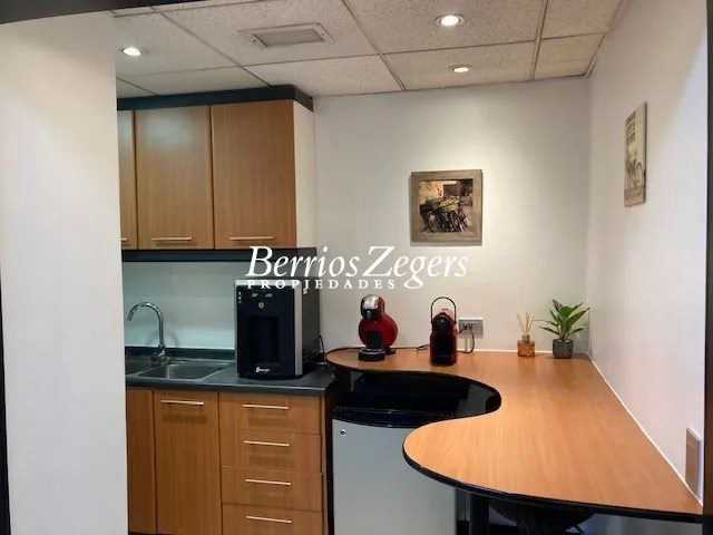 Oficina en arriendo en Las Condes — foto 4