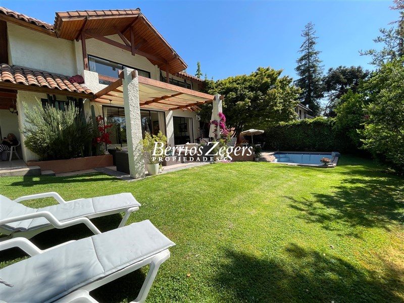 Casa en venta en Las Condes — foto 1