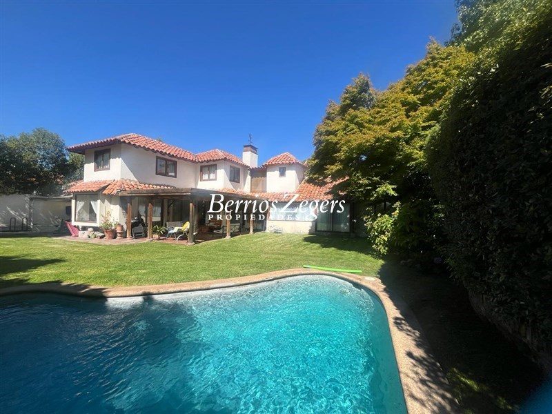 Casa en venta en Las Condes — foto 1