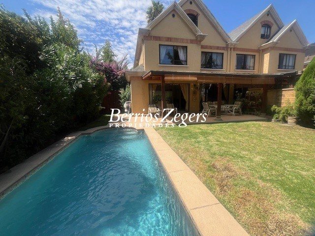 Casa en venta en Las Condes — foto 1