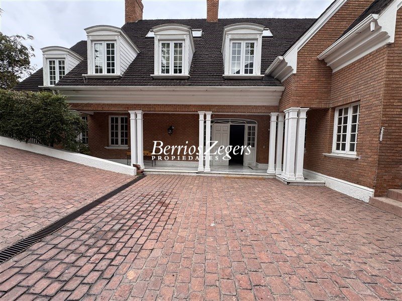Casa en venta en Vitacura — foto 1