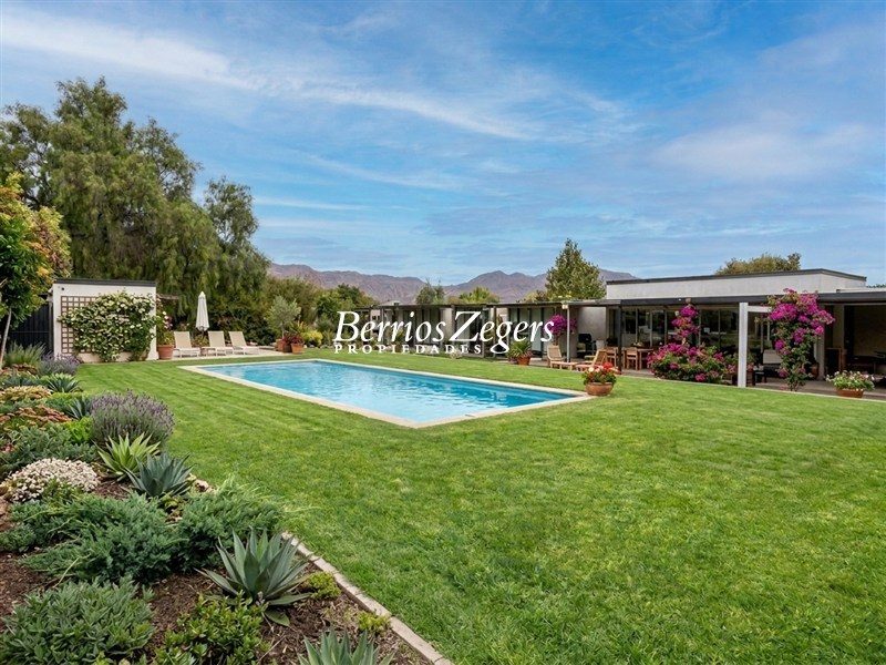 Casa en arriendo en Colina — foto 1