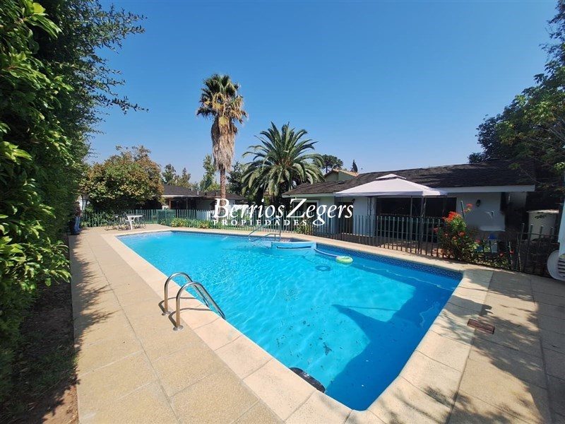 Casa en venta en Las Condes — foto 1