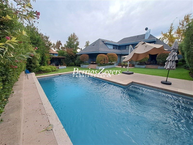 Casa en venta en Las Condes — foto 1