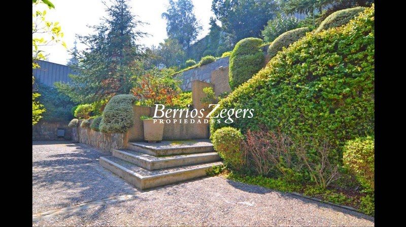 Casa en venta en Vitacura — foto 1