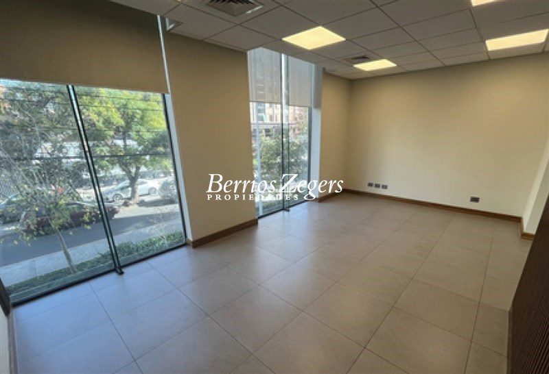 Oficina en arriendo en Las Condes — foto 1