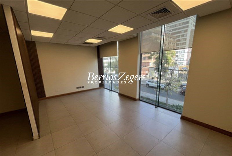 Oficina en arriendo en Las Condes — foto 2